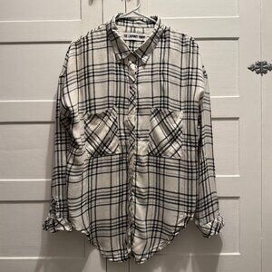 The Laundry Room - Thoreau Slit Back Button Up Shirt